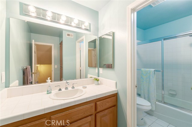 407 Anita Street, Redondo Beach, California 90278, 3 Bedrooms Bedrooms, ,3 BathroomsBathrooms,Residential,Sold,Anita,SB18113069