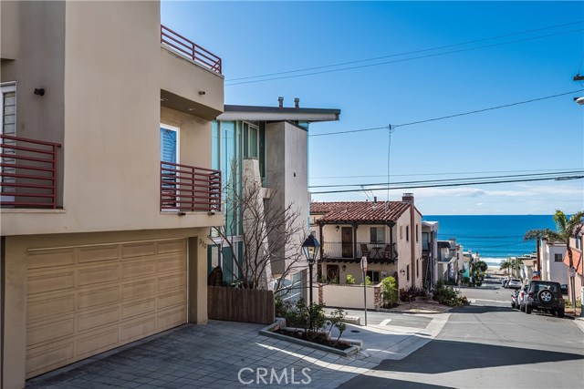 320 23rd Street, Manhattan Beach, California 90266, 3 Bedrooms Bedrooms, ,4 BathroomsBathrooms,Residential,Sold,23rd,SB18033551