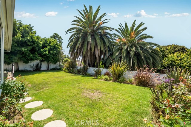 2845 Via De La Guerra, Palos Verdes Estates, California 90274, 4 Bedrooms Bedrooms, ,2 BathroomsBathrooms,Residential,Sold,Via De La Guerra,PV18033903