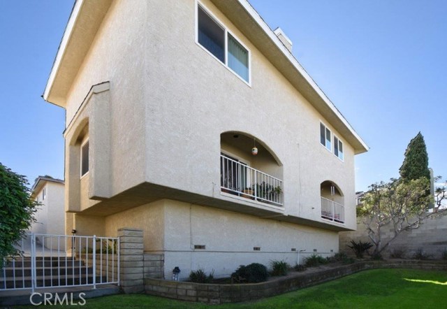 1921 Voorhees Avenue, Redondo Beach, California 90278, ,Residential Income,Sold,Voorhees,PV20036066