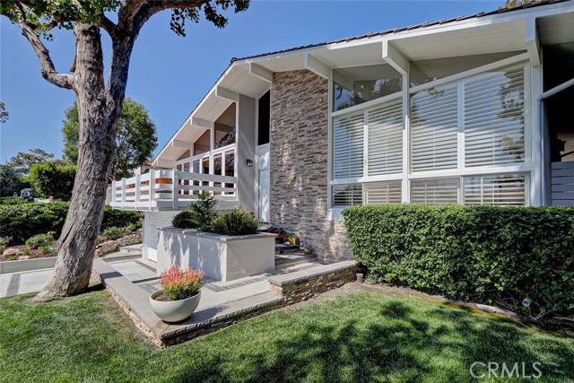 2928 Via Alvarado, Palos Verdes Estates, California 90274, 4 Bedrooms Bedrooms, ,1 BathroomBathrooms,Residential,Sold,Via Alvarado,SB19140723