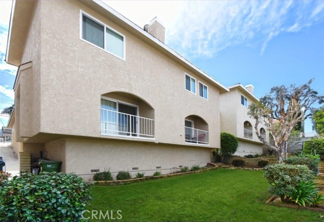 1923 Voorhees Avenue, Redondo Beach, California 90278, ,Residential Income,Sold,Voorhees,PV20036112