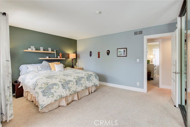 217 Helberta Avenue, Redondo Beach, California 90277, 3 Bedrooms Bedrooms, ,2 BathroomsBathrooms,Residential,Sold,Helberta,SB19082570