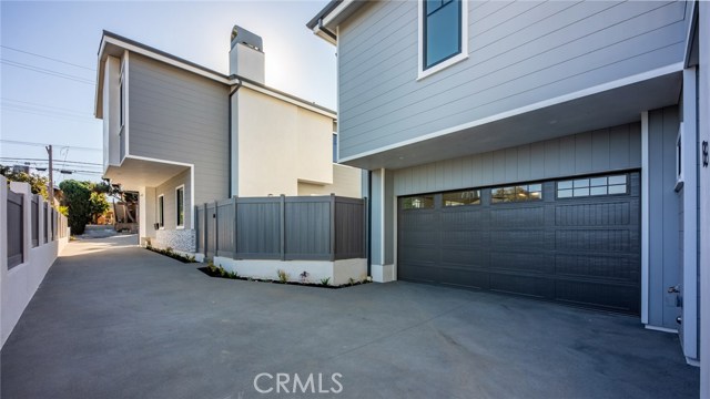 1917 Farrell Avenue, Redondo Beach, California 90278, 4 Bedrooms Bedrooms, ,3 BathroomsBathrooms,Residential,Sold,Farrell,PV20259127