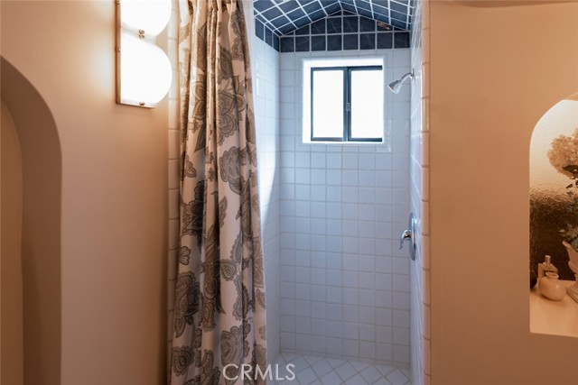 619 Avenue B, Redondo Beach, California 90277, 5 Bedrooms Bedrooms, ,3 BathroomsBathrooms,Residential,Sold,Avenue B,SB21044524