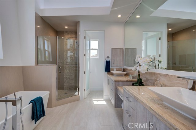 1729 Harriman Lane, Redondo Beach, California 90278, 4 Bedrooms Bedrooms, ,3 BathroomsBathrooms,Residential,Sold,Harriman,PV18140747