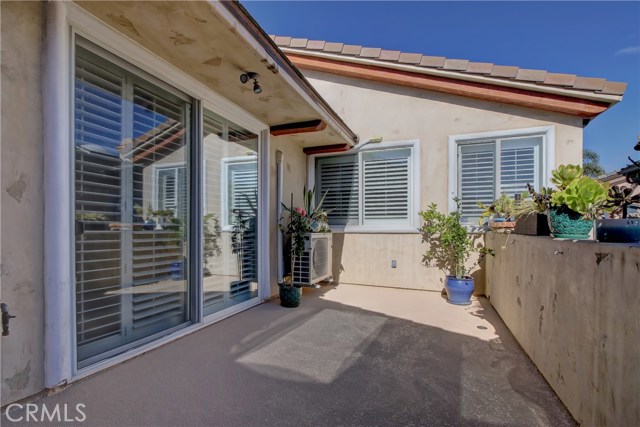 2111 Mathews Avenue, Redondo Beach, California 90278, 4 Bedrooms Bedrooms, ,2 BathroomsBathrooms,Residential,Sold,Mathews,SB20216235