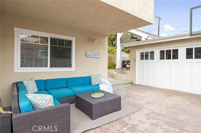804 Juanita Avenue, Redondo Beach, California 90277, 4 Bedrooms Bedrooms, ,3 BathroomsBathrooms,Residential,Sold,Juanita,SB20123579