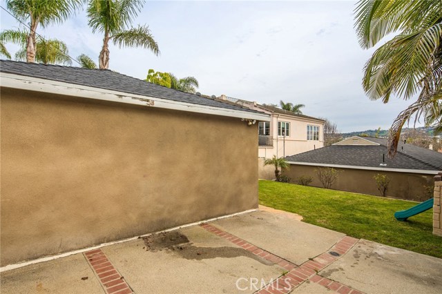 635 Avenue C, Redondo Beach, California 90277, 4 Bedrooms Bedrooms, ,1 BathroomBathrooms,Residential,Sold,Avenue C,SB19034000