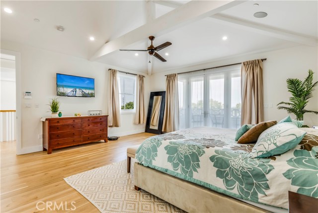2113 Chestnut Avenue, Manhattan Beach, California 90266, 5 Bedrooms Bedrooms, ,5 BathroomsBathrooms,Residential,Sold,Chestnut,SB19261512