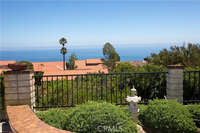 6862 Vallon Drive, Rancho Palos Verdes, California 90275, 4 Bedrooms Bedrooms, ,3 BathroomsBathrooms,Residential,Sold,Vallon,LG17149981