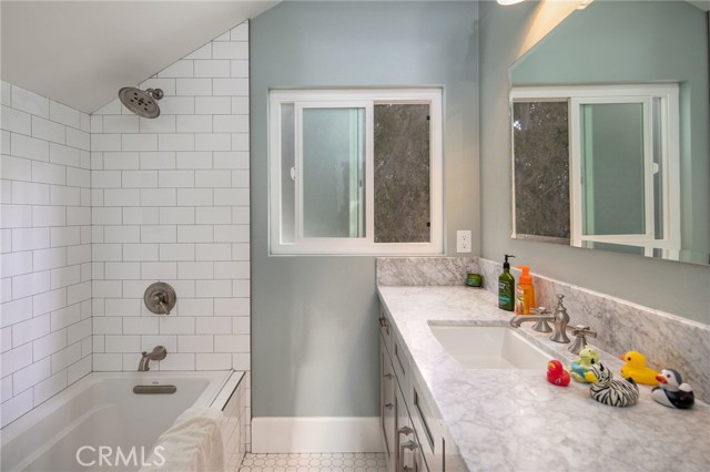 6 Buckskin Lane, Rolling Hills Estates, California 90274, 4 Bedrooms Bedrooms, ,3 BathroomsBathrooms,Residential,Sold,Buckskin,SB18271241