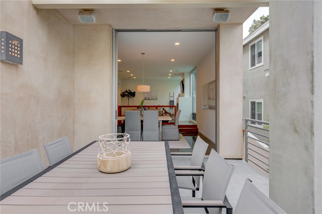 2400 Palm Avenue, Manhattan Beach, California 90266, 4 Bedrooms Bedrooms, ,4 BathroomsBathrooms,Residential,Sold,Palm,SB20055026