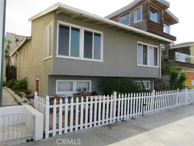 2416 The Strand, Manhattan Beach, California 90266, ,Residential Income,Sold,The Strand,SB17185123