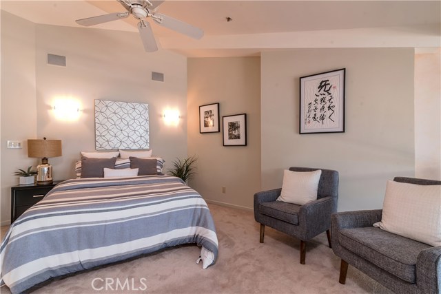 Upper Level Bedroom & Sitting Area