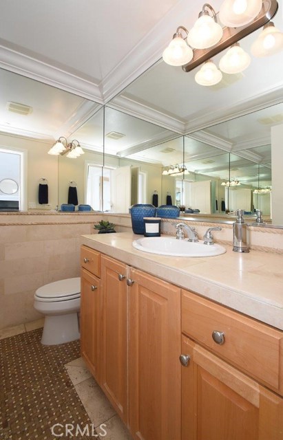 511 El Redondo Avenue, Redondo Beach, California 90277, 4 Bedrooms Bedrooms, ,2 BathroomsBathrooms,Residential,Sold,El Redondo,SB19250874