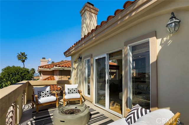 620 Juanita Avenue, Redondo Beach, California 90277, 3 Bedrooms Bedrooms, ,2 BathroomsBathrooms,Residential,Sold,Juanita,SB19033895