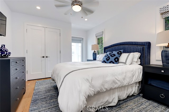 420 31st Street, Manhattan Beach, California 90266, 5 Bedrooms Bedrooms, ,2 BathroomsBathrooms,Residential,Sold,31st,SB20242729