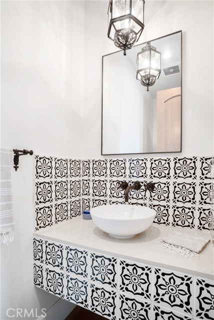 555 35th Street, Manhattan Beach, California 90266, 4 Bedrooms Bedrooms, ,1 BathroomBathrooms,Residential,Sold,35th,SB19216945 555 35th Street, Manhattan Beach, California 90266, 4 Bedrooms Bedrooms, ,1 BathroomBathrooms,Residential,Sold,35th,SB19216945