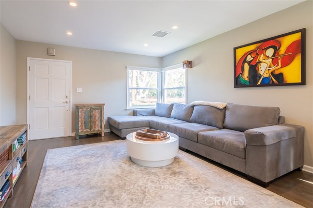 1426 Marine Avenue, Manhattan Beach, California 90266, 2 Bedrooms Bedrooms, ,1 BathroomBathrooms,Residential,Sold,Marine,SB18274814