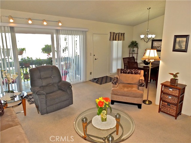 611 Prospect Avenue, Redondo Beach, California 90277, 2 Bedrooms Bedrooms, ,2 BathroomsBathrooms,Residential,Sold,Prospect,PW20028663