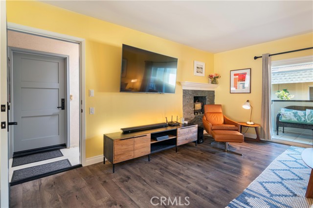 2604 Gates Avenue, Redondo Beach, California 90278, 3 Bedrooms Bedrooms, ,2 BathroomsBathrooms,Residential,Sold,Gates,SB21122281