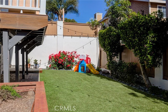 2014 Huntington Lane, Redondo Beach, California 90278, 6 Bedrooms Bedrooms, ,3 BathroomsBathrooms,Residential,Sold,Huntington,PV20087017