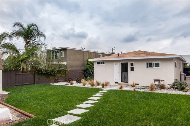 711 Larsson Street, Manhattan Beach, California 90266, 4 Bedrooms Bedrooms, ,2 BathroomsBathrooms,Residential,Sold,Larsson,SB17246341