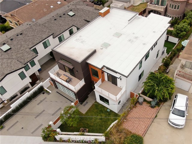 2201 Ripley Avenue, Redondo Beach, California 90278, 5 Bedrooms Bedrooms, ,5 BathroomsBathrooms,Residential,Sold,Ripley,SB20125595