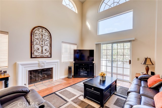 121 Helberta Avenue, Redondo Beach, California 90277, 3 Bedrooms Bedrooms, ,2 BathroomsBathrooms,Residential,Sold,Helberta,SB18224555