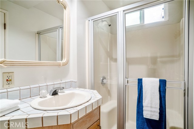 1517 Crest Drive, Manhattan Beach, California 90266, 3 Bedrooms Bedrooms, ,2 BathroomsBathrooms,Residential,Sold,Crest,SB19195795