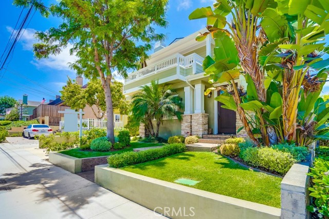 105 S Prospect Avenue, Redondo Beach, California 90277, 4 Bedrooms Bedrooms, ,2 BathroomsBathrooms,Residential,Sold,S Prospect,SB18121161