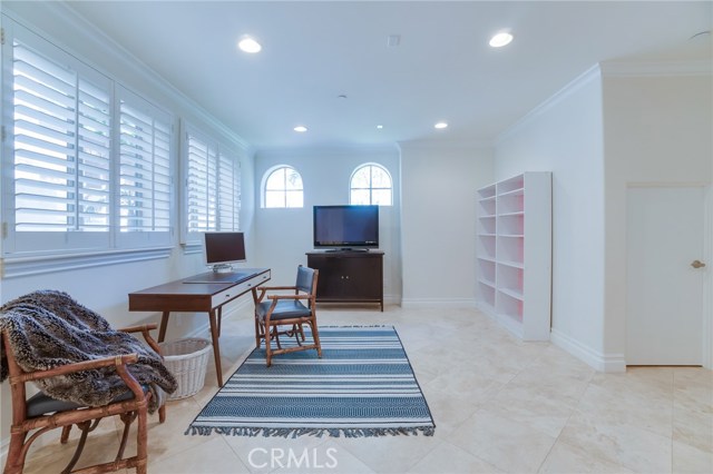 523 Lucia Avenue, Redondo Beach, California 90277, 4 Bedrooms Bedrooms, ,4 BathroomsBathrooms,Residential,Sold,Lucia,SB18107148