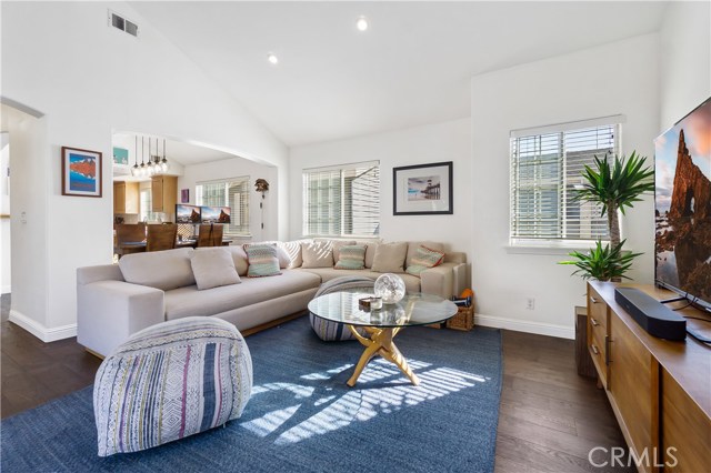 2702 Carnegie Lane, Redondo Beach, California 90278, 3 Bedrooms Bedrooms, ,2 BathroomsBathrooms,Residential,Sold,Carnegie,SB20202081