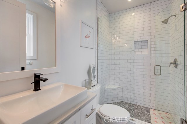 2022 Robinson Street, Redondo Beach, California 90278, 5 Bedrooms Bedrooms, ,4 BathroomsBathrooms,Residential,Sold,Robinson,SB19046293