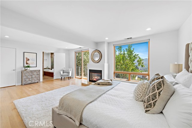 3 Bed Home for Sale in Los Angeles, California