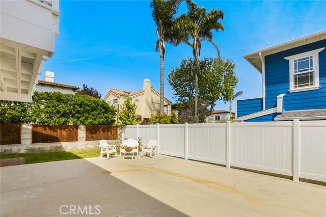 1147 2nd Street, Manhattan Beach, California 90266, 4 Bedrooms Bedrooms, ,2 BathroomsBathrooms,Residential,Sold,2nd,SB19075705