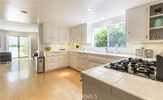 1812 Via Estudillo, Palos Verdes Estates, California 90274, 4 Bedrooms Bedrooms, ,3 BathroomsBathrooms,Residential,Sold,Via Estudillo,SB17065714