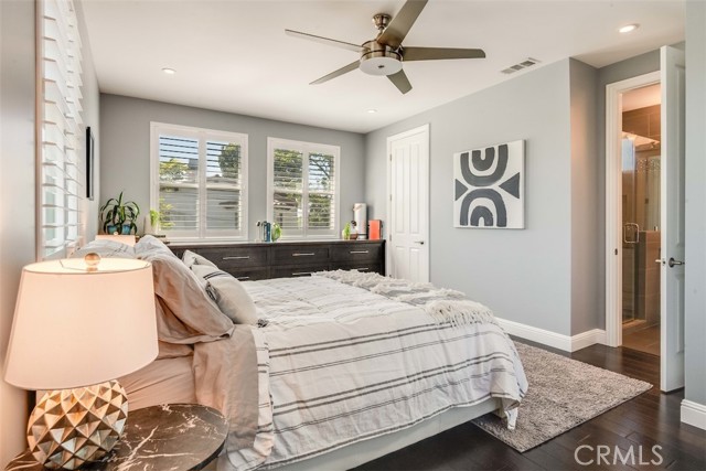 2305 Oak Avenue, Manhattan Beach, California 90266, 3 Bedrooms Bedrooms, ,2 BathroomsBathrooms,Residential,Sold,Oak,PW21077837