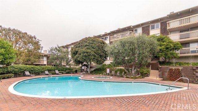 6542 Ocean Crest Drive, Rancho Palos Verdes, California 90275, 2 Bedrooms Bedrooms, ,1 BathroomBathrooms,Residential,Sold,Ocean Crest,PV18217586