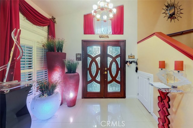 5 Bed Home for Sale in Hawthorne, California