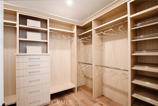 617 31st Street, Manhattan Beach, California 90266, 7 Bedrooms Bedrooms, ,2 BathroomsBathrooms,Residential,Sold,31st,SB20084953