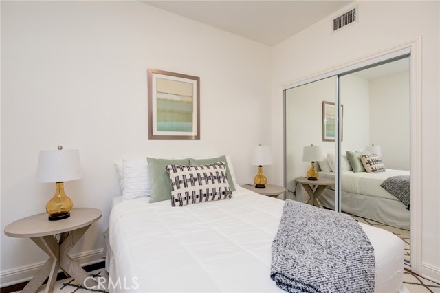 228 Juanita Avenue, Redondo Beach, California 90277, 4 Bedrooms Bedrooms, ,2 BathroomsBathrooms,Residential,Sold,Juanita,SB20139705