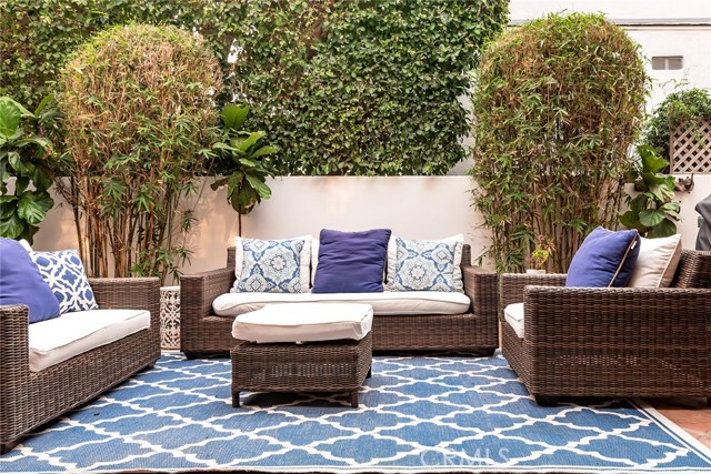 708 Marine Avenue, Manhattan Beach, California 90266, 4 Bedrooms Bedrooms, ,4 BathroomsBathrooms,Residential,Sold,Marine,SB20193991