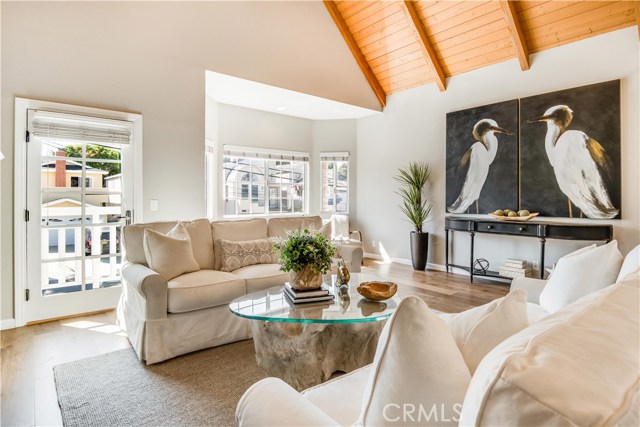 1512 Goodman Avenue, Redondo Beach, California 90278, 3 Bedrooms Bedrooms, ,2 BathroomsBathrooms,Residential,Sold,Goodman,SB19232948