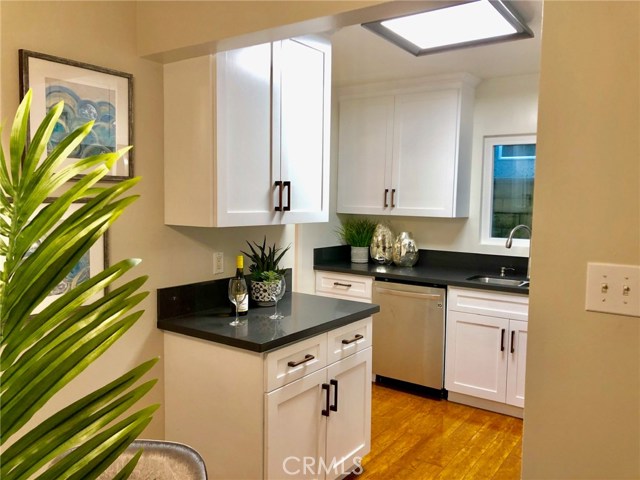 1729 Carver Street, Redondo Beach, California 90278, 3 Bedrooms Bedrooms, ,1 BathroomBathrooms,Residential,Sold,Carver,SB19027515