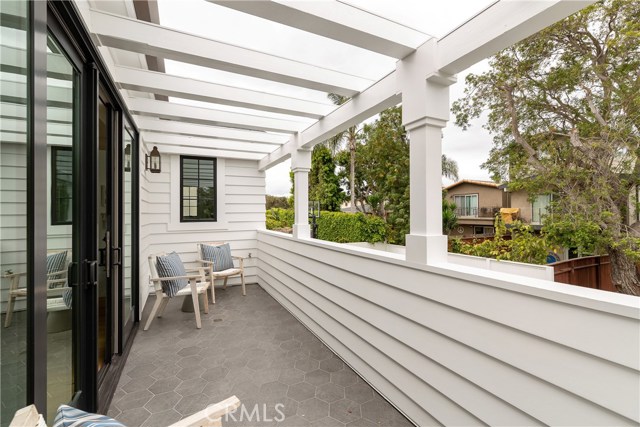 401 Dianthus Street, Manhattan Beach, California 90266, 6 Bedrooms Bedrooms, ,5 BathroomsBathrooms,Residential,Sold,Dianthus,SB19107440