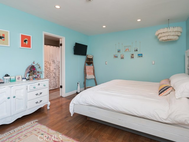 110 Juanita Avenue, Redondo Beach, California 90277, 2 Bedrooms Bedrooms, ,1 BathroomBathrooms,Residential,Sold,Juanita,SB19190456