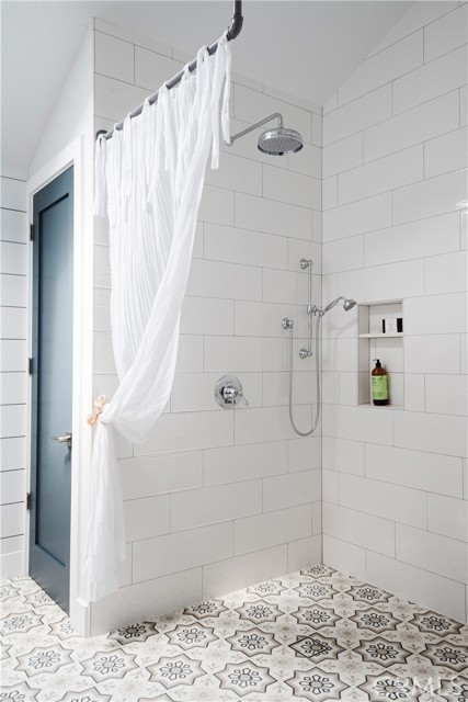 933 9th Street, Manhattan Beach, California 90266, 4 Bedrooms Bedrooms, ,2 BathroomsBathrooms,Residential,Sold,9th,SB21112500