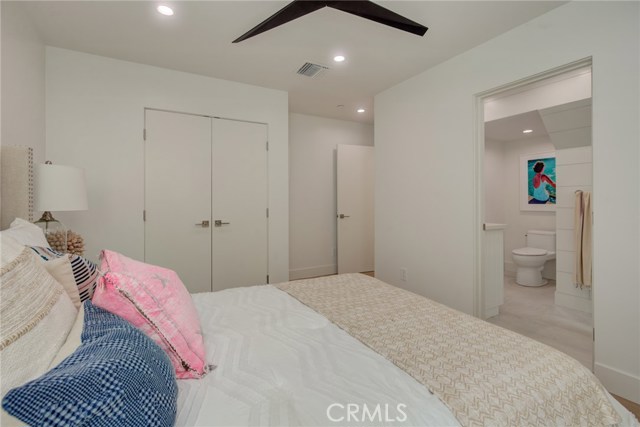 124 39th Street, Manhattan Beach, California 90266, 3 Bedrooms Bedrooms, ,2 BathroomsBathrooms,Residential,Sold,39th,SB20089804